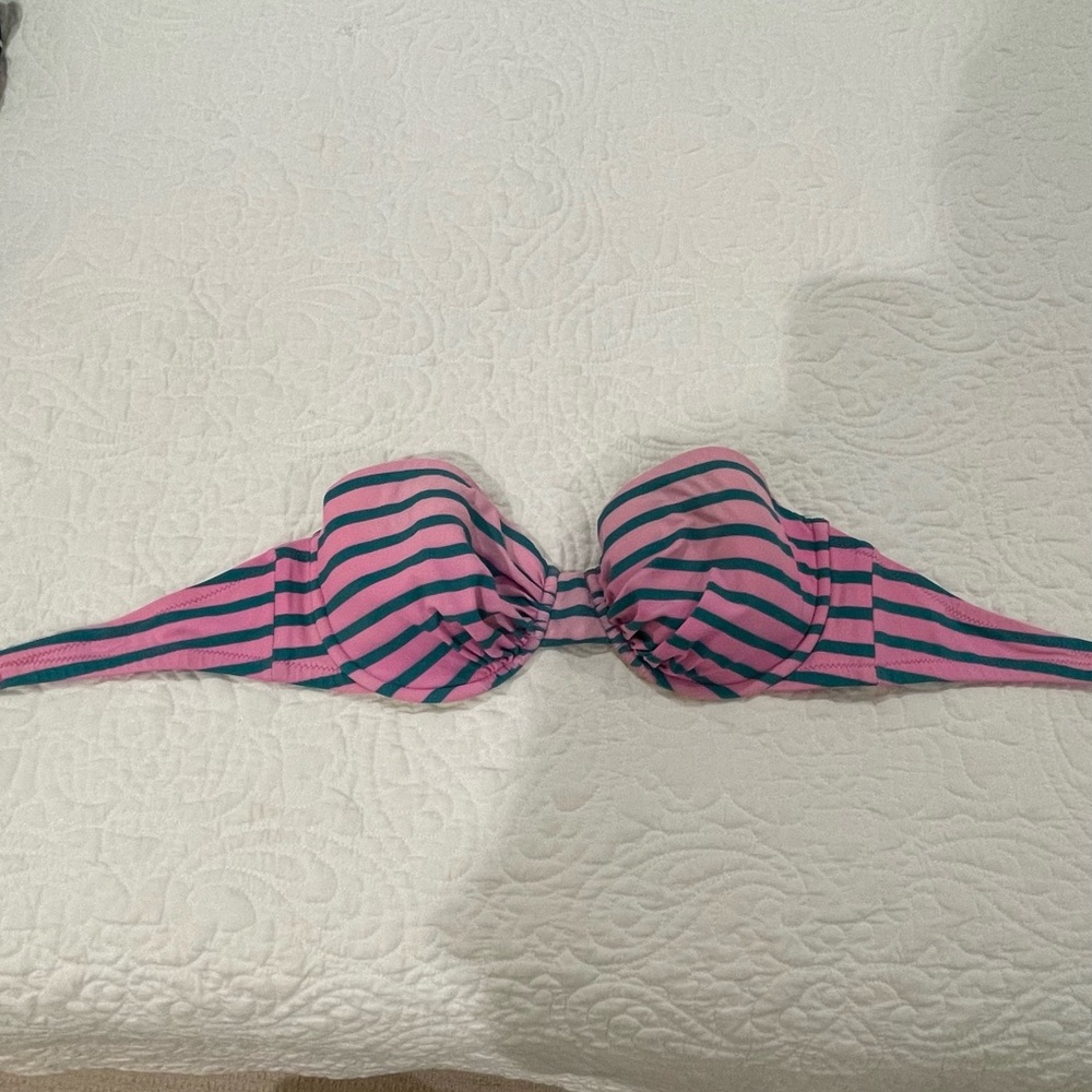 Strapless bikini top